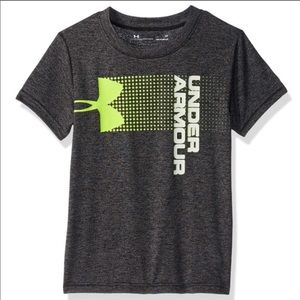 NEW! Boys Under Armour Heat Gear Shirt